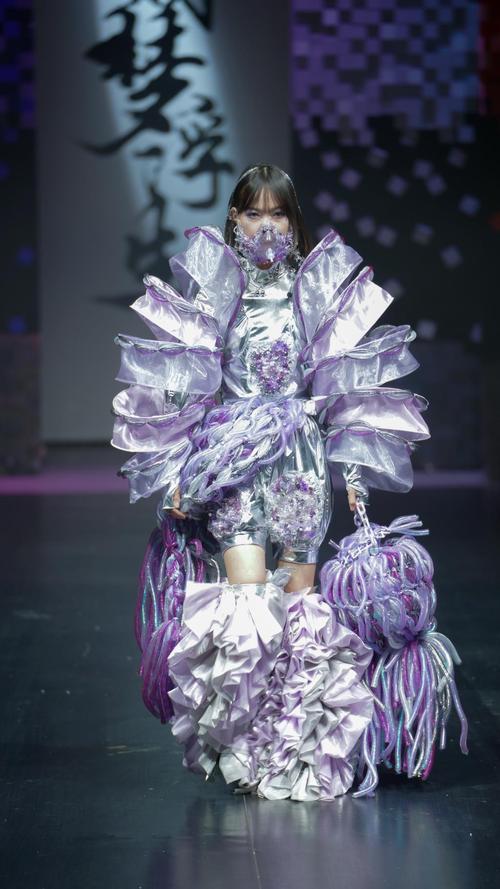 以匠心塑境，以光影筑梦——2022级戏剧影视美术设计专业置景作品展